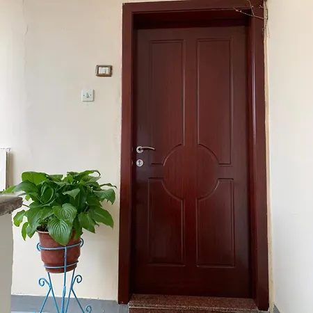 Dimos Kristi 招待所