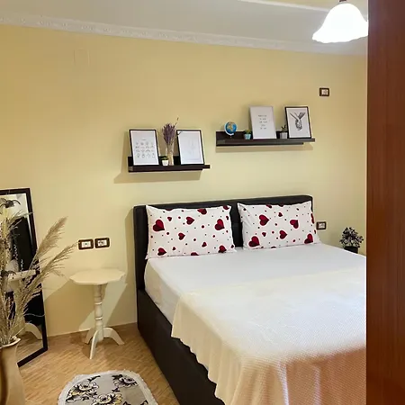 ゲストハウス Dimos Kristi Përmet