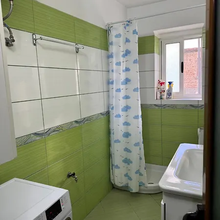 Dimos Kristi 4*
