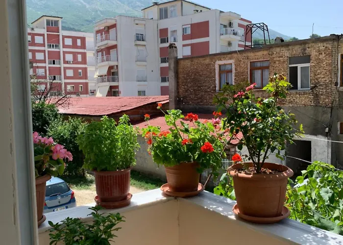 Dimos Kristi 招待所 Përmet