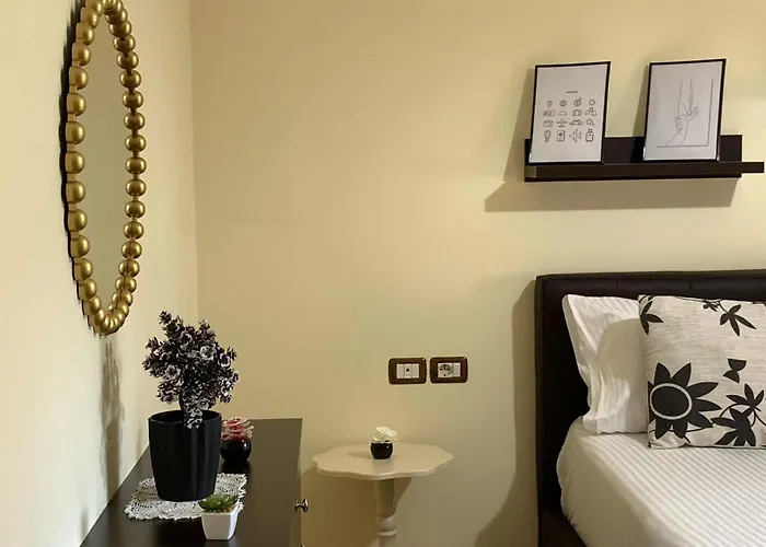 招待所 Dimos Kristi Përmet